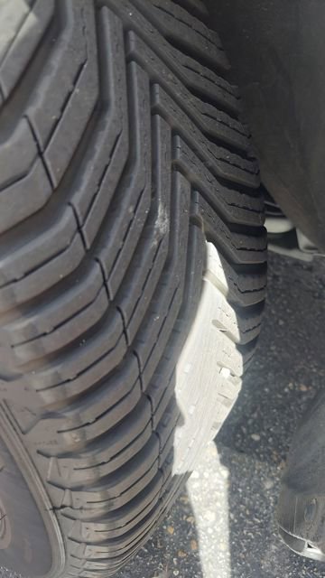 Used 2017 Lexus NX 200t F Sport w/ Accessory Package FWD image 2