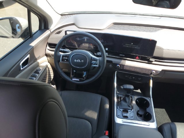 New 2026 Kia Carnival EX FWD image 7
