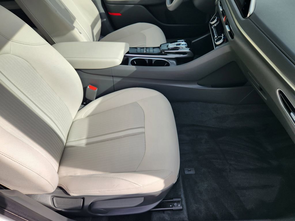 Certified 2023 Hyundai Sonata SEL w/ Winter Weather Package image 13