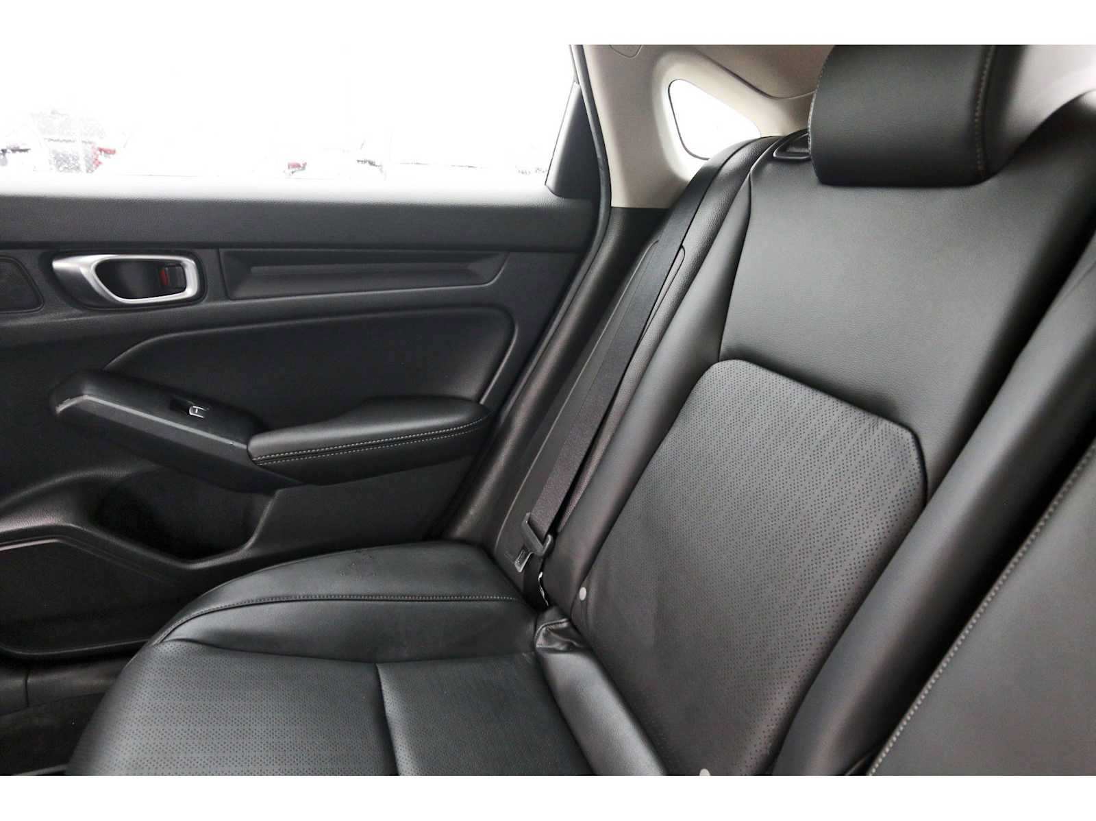 Used 2024 Honda Civic EX-L image 9