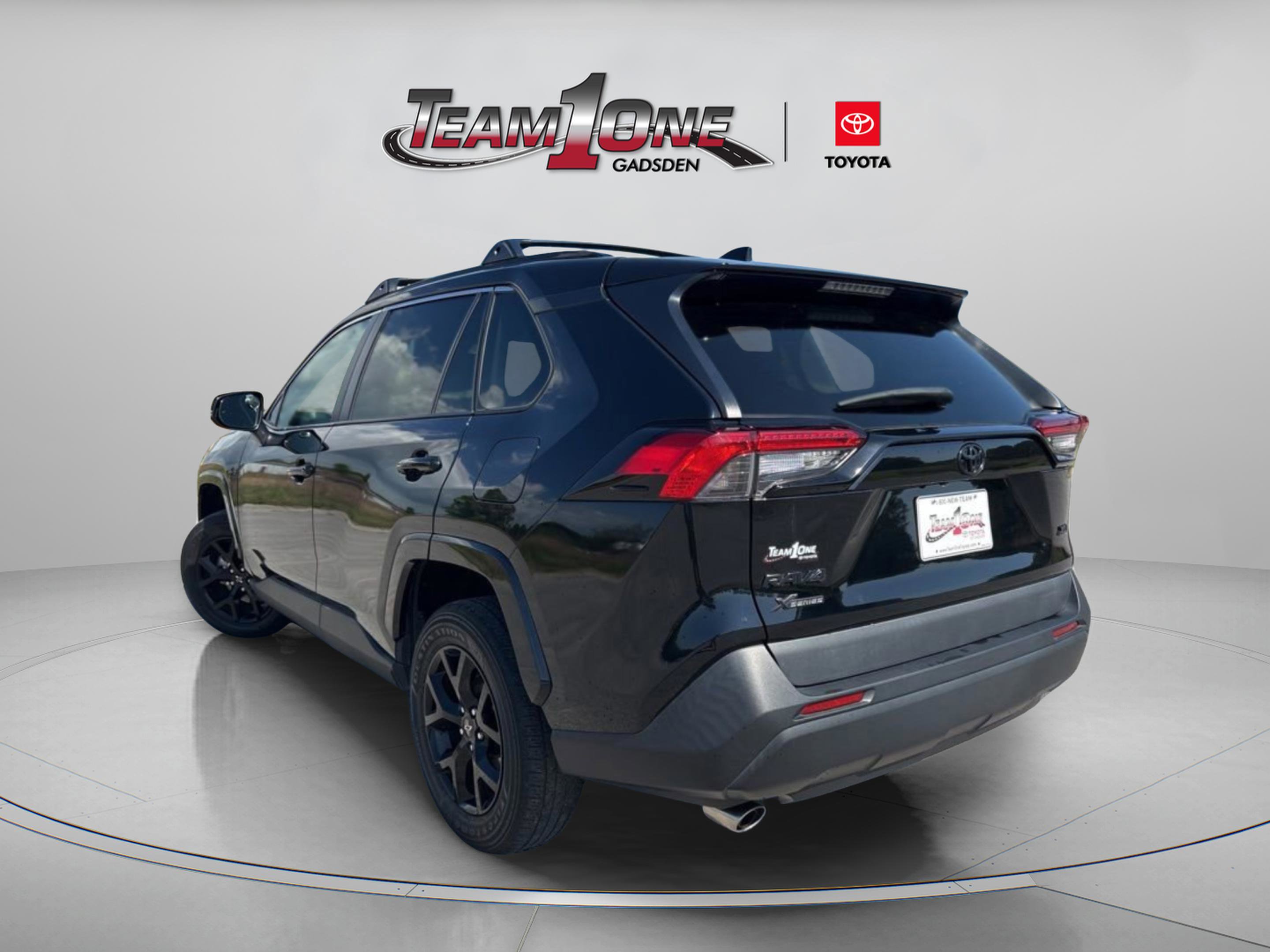 Used 2021 Toyota RAV4 XLE image 5