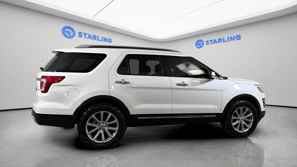 Used 2017 Ford Explorer Limited AWD/4WD image 11