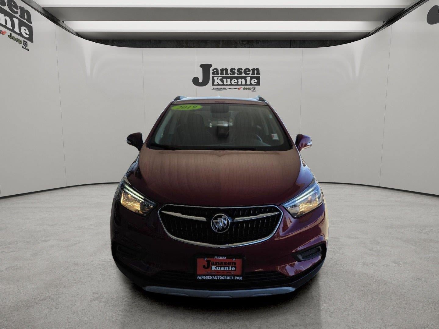 Used 2019 Buick Encore Preferred AWD/4WD image 3
