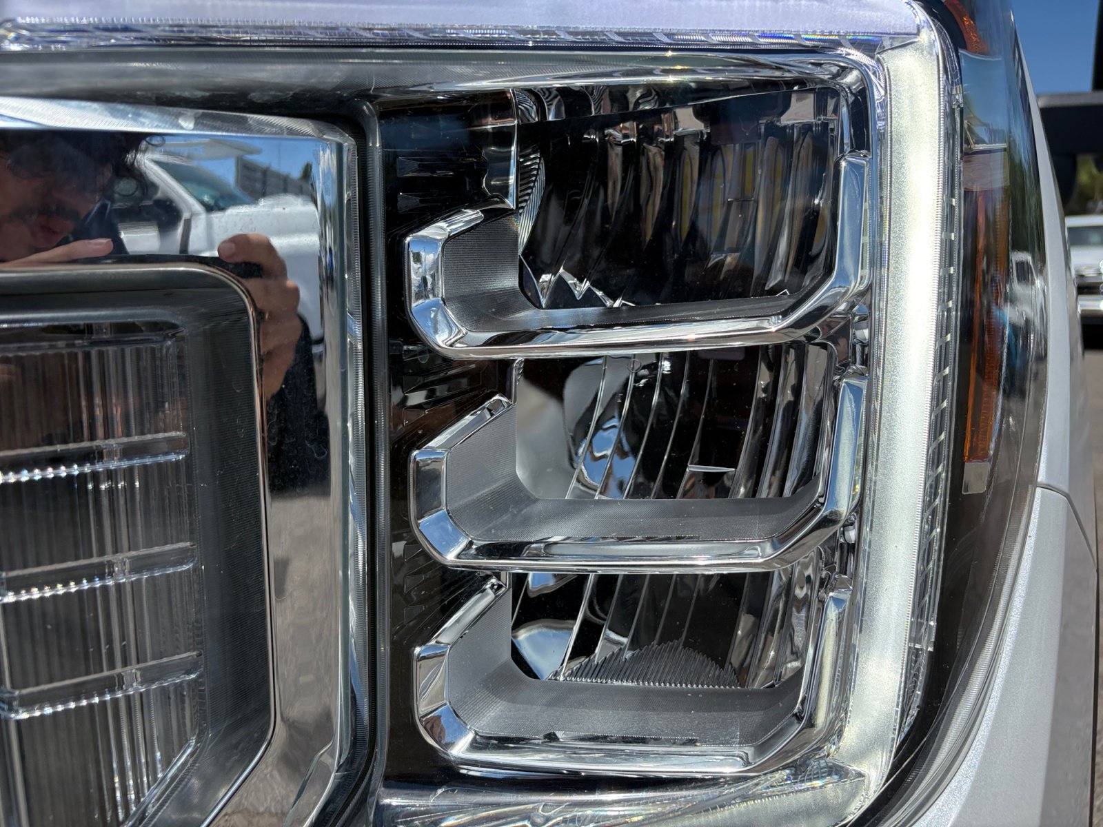 Used 2021 GMC Sierra 2500 Denali w/ Denali Ultimate Package AWD/4WD image 9