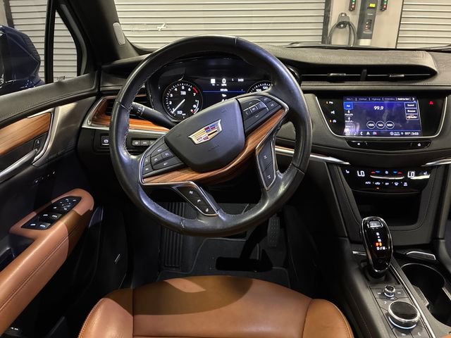 Certified 2023 Cadillac XT5 Premium Luxury w/ Technology Package FWD image 13