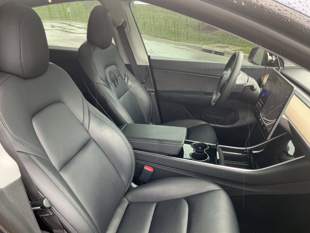 Used 2021 Tesla Model Y Long Range AWD/4WD image 30