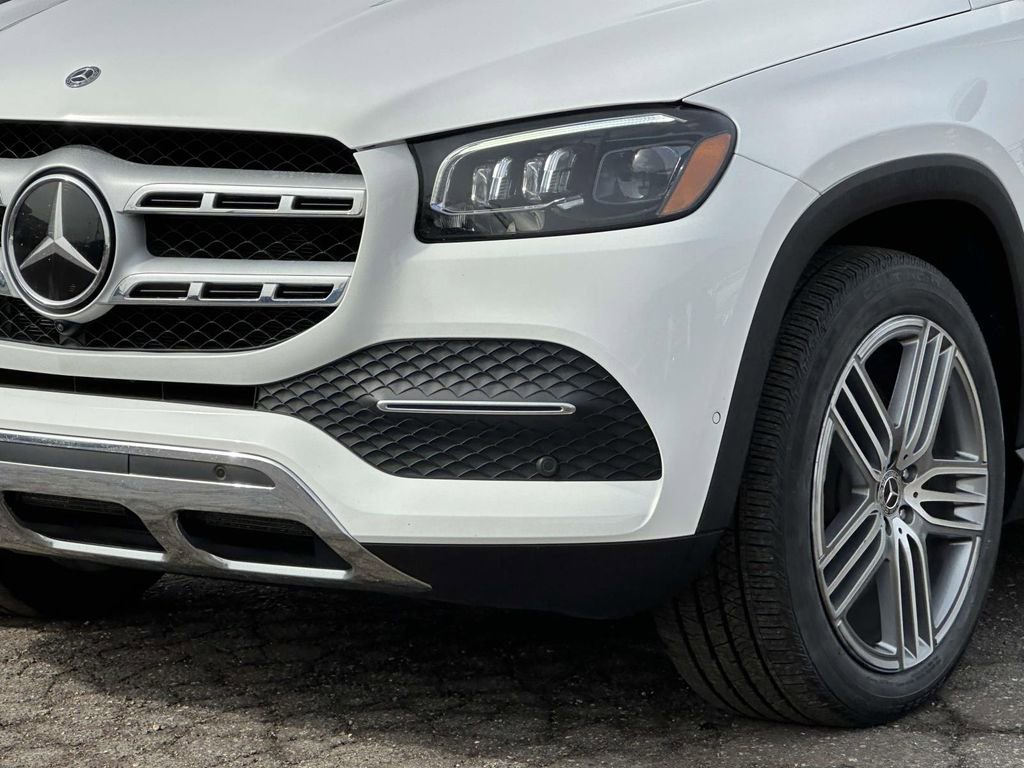 Used 2021 Mercedes-Benz GLS 450 4MATIC image 8