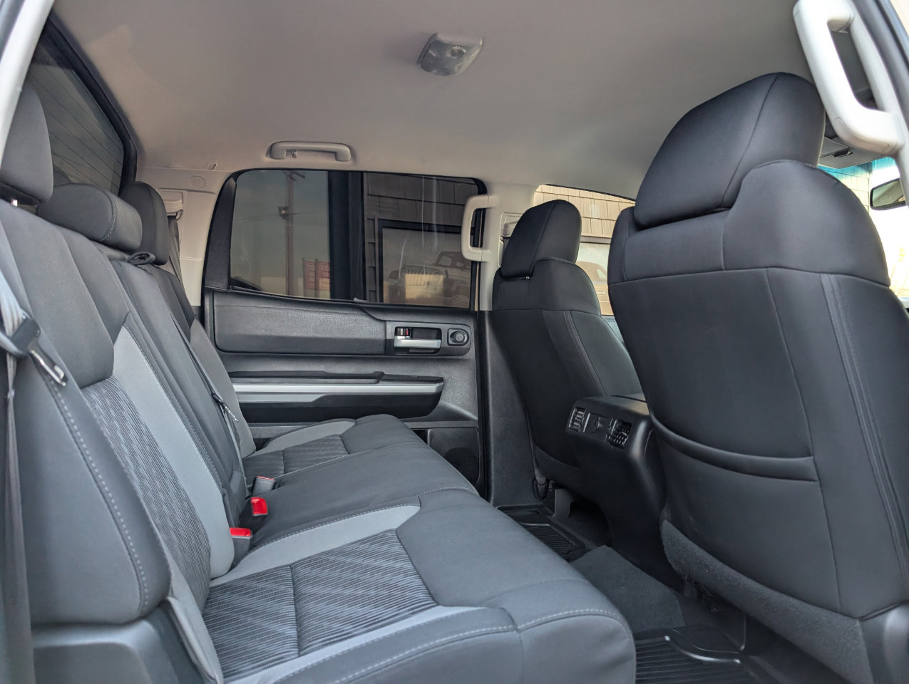 Used 2017 Toyota Tundra SR5 w/ SR5 Upgrade Package image 20