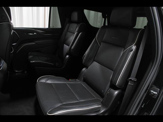 Certified 2022 Cadillac Escalade Premium Luxury AWD/4WD image 23