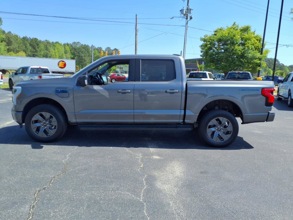 New 2025 Ford F150 Lightning Flash image 43
