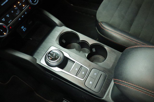 Used 2022 Ford Escape SEL w/ SEL Stealth AWD Package image 18