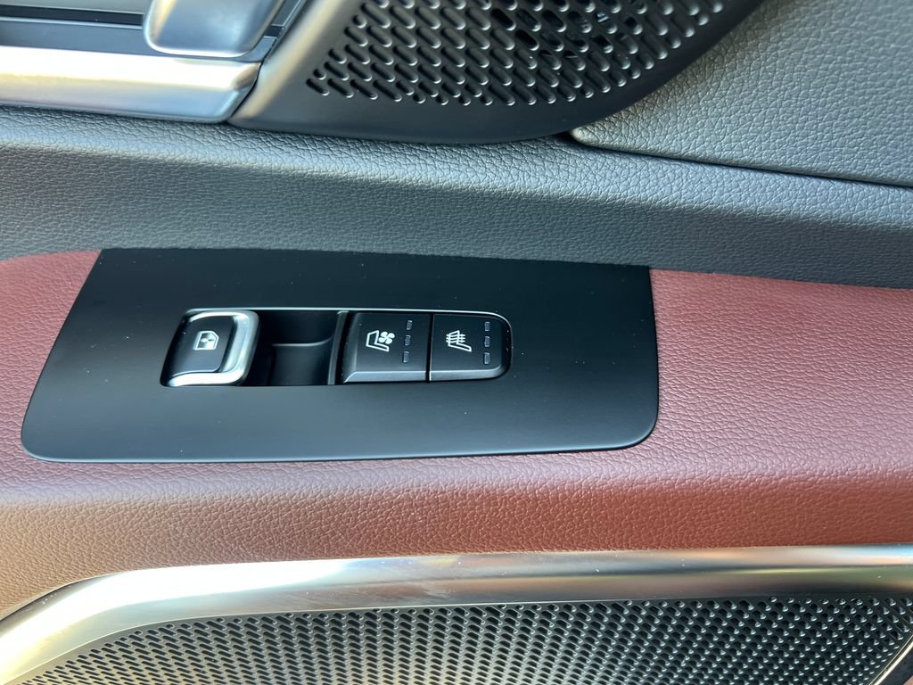 Certified 2024 Kia Telluride SX Prestige AWD/4WD image 17