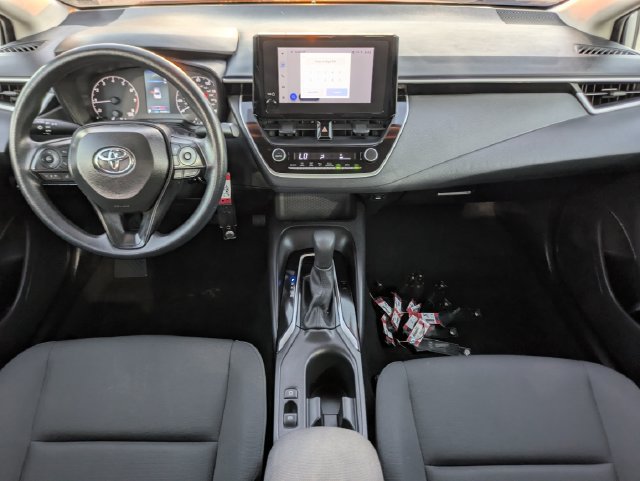 Used 2025 Toyota Corolla LE FWD image 10