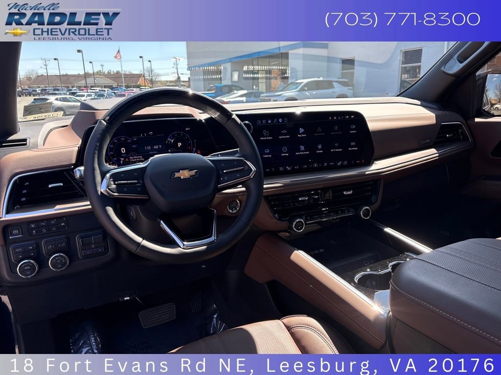 Used 2026 Chevrolet Suburban High Country AWD/4WD image 15