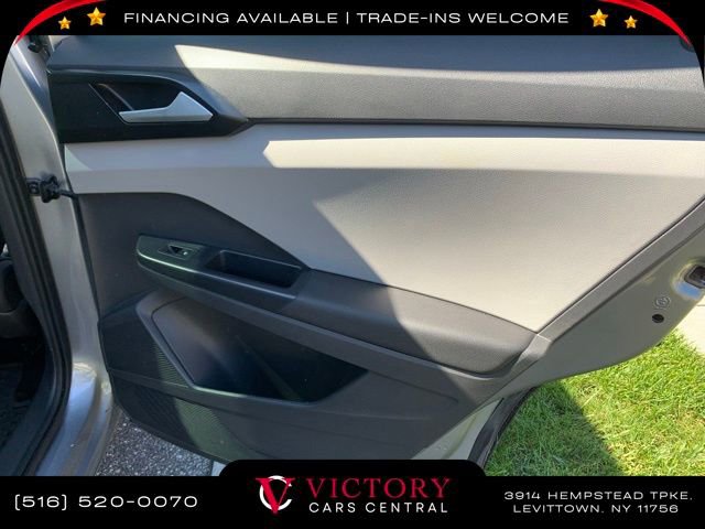 Used 2023 Volkswagen Taos SE image 21