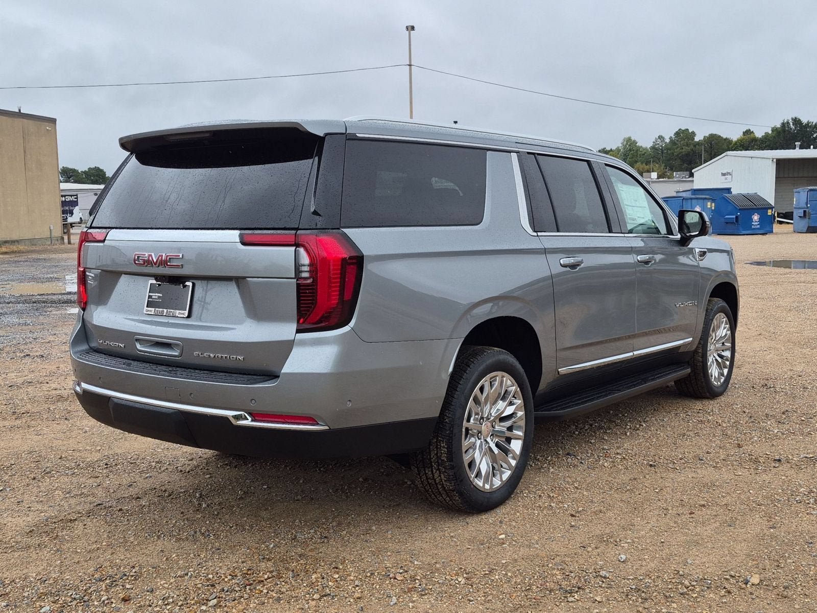 New 2027 GMC Yukon XL Elevation w/ Elevation Premium Package AWD/4WD image 6