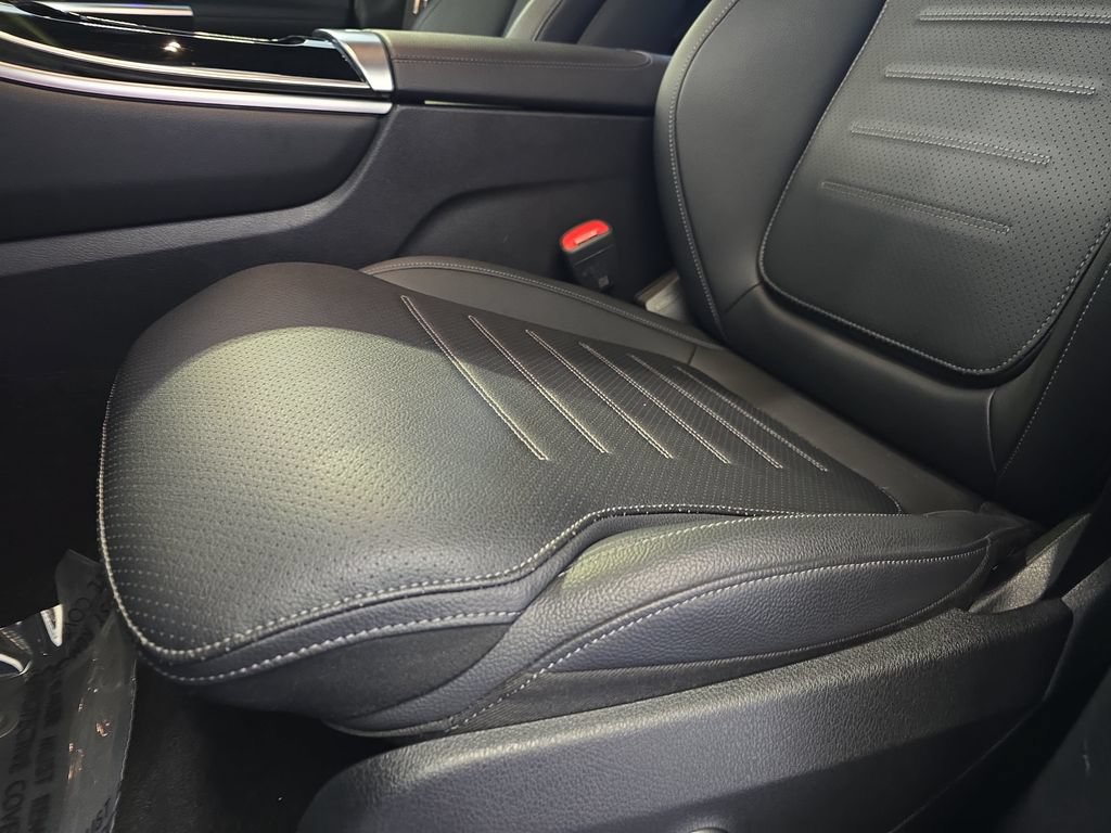 Certified 2026 Mercedes-Benz GLC 300 4MATIC image 30