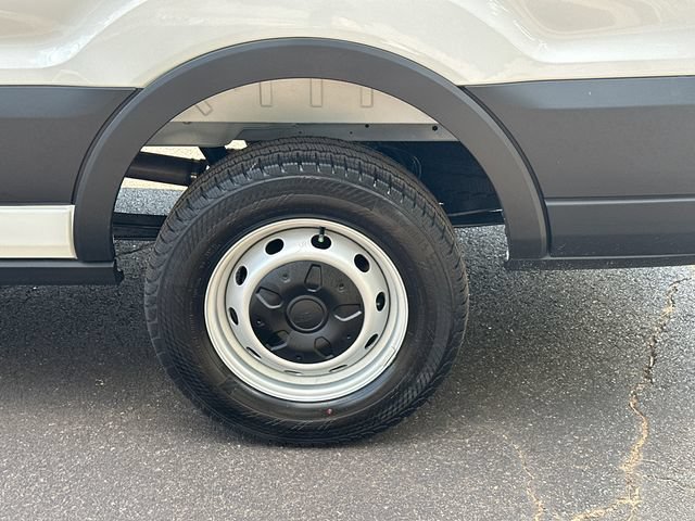 New 2026 Ford Transit 250 148 Medium Roof RWD image 21
