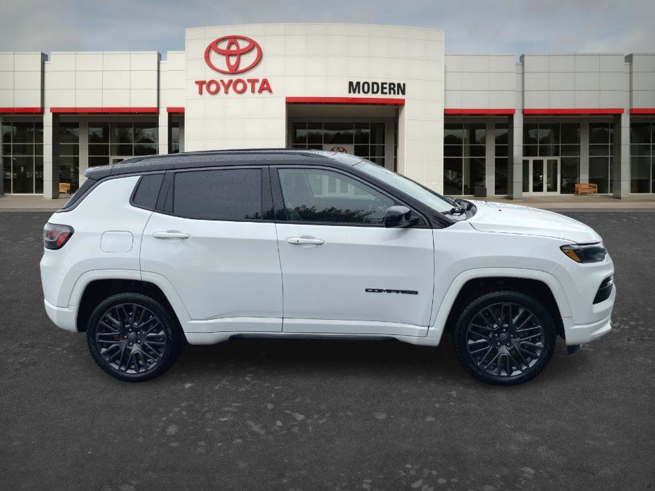 Used 2022 Jeep Compass High Altitude AWD/4WD image 4