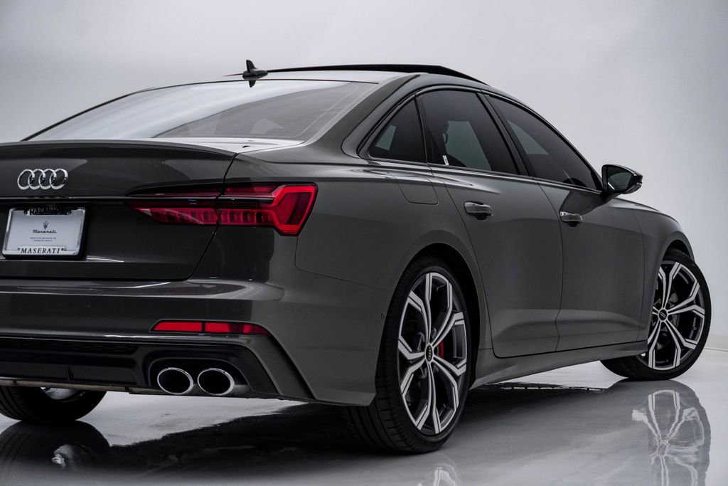 Used 2024 Audi S6 Premium Plus w/ Premium Plus Package image 10