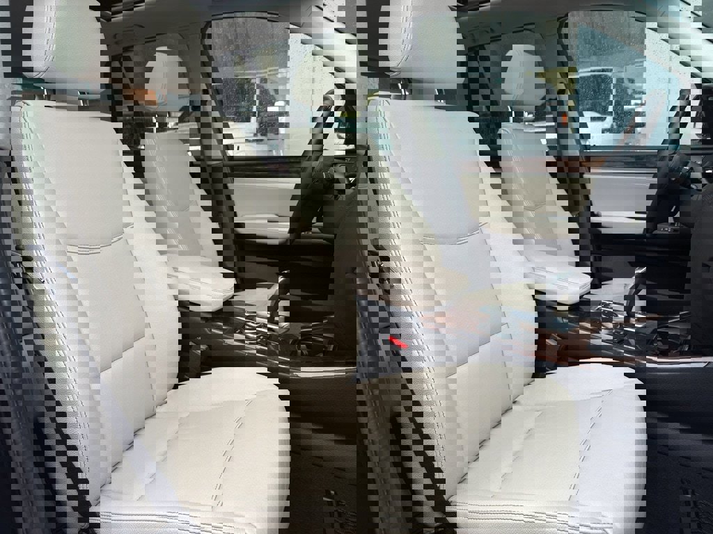 Used 2015 BMW X3 xDrive28i image 34