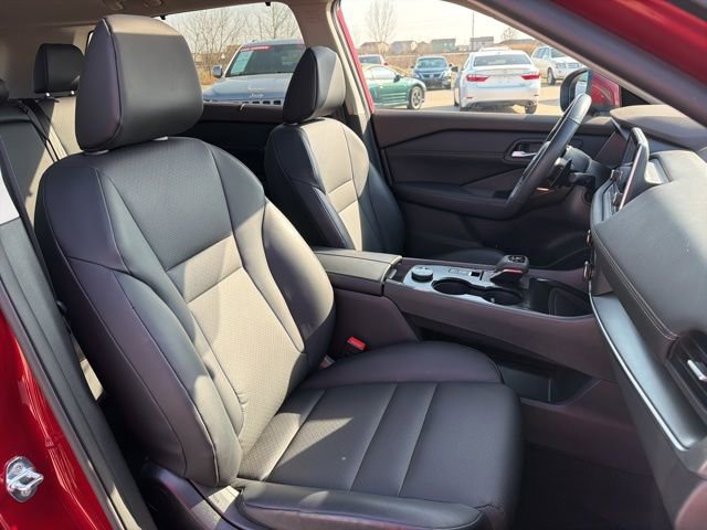 Used 2023 Nissan Rogue SV w/ SV Premium B Package AWD/4WD image 7