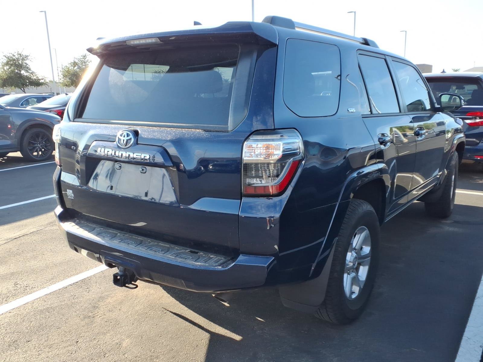 Used 2024 Toyota 4Runner SR5 Premium w/ Moonroof Package RWD image 4