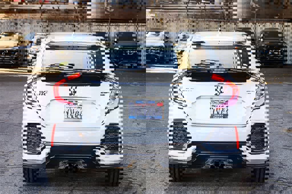 Used 2017 Honda Civic Sport image 5