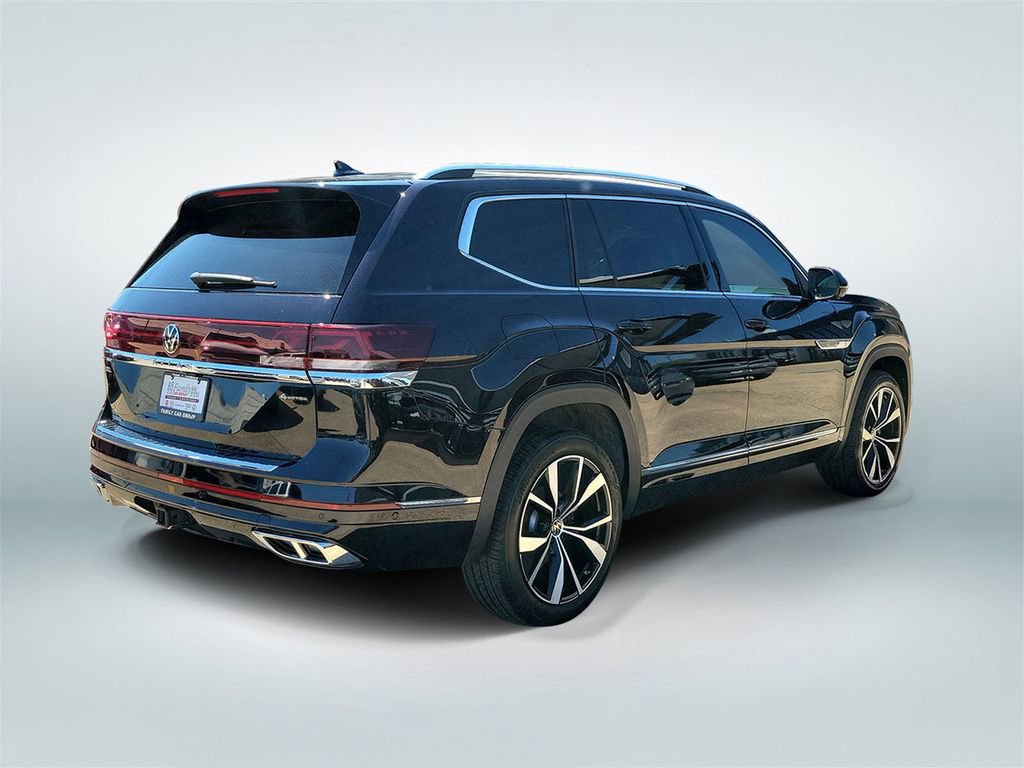 Used 2024 Volkswagen Atlas SEL Premium R-Line image 3