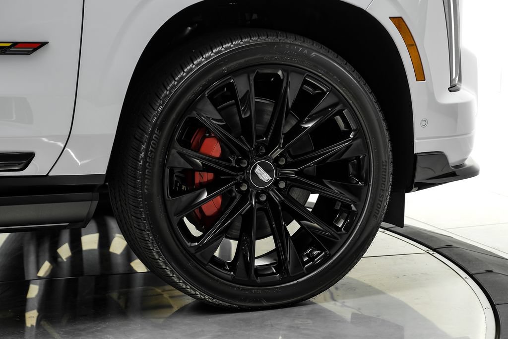Used 2026 Cadillac Escalade V w/ LPO, ONYX Package AWD/4WD image 69