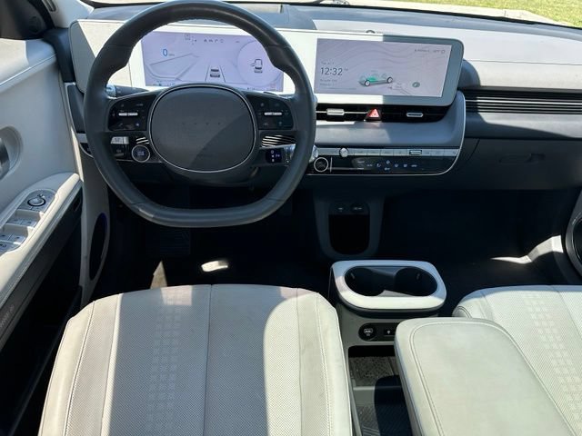 Used 2024 Hyundai Ioniq 5 Limited AWD/4WD image 16