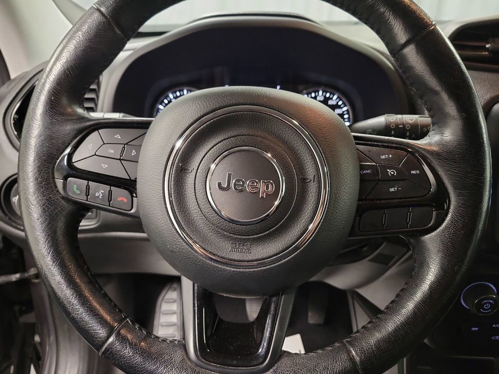 Used 2020 Jeep Renegade Altitude image 18