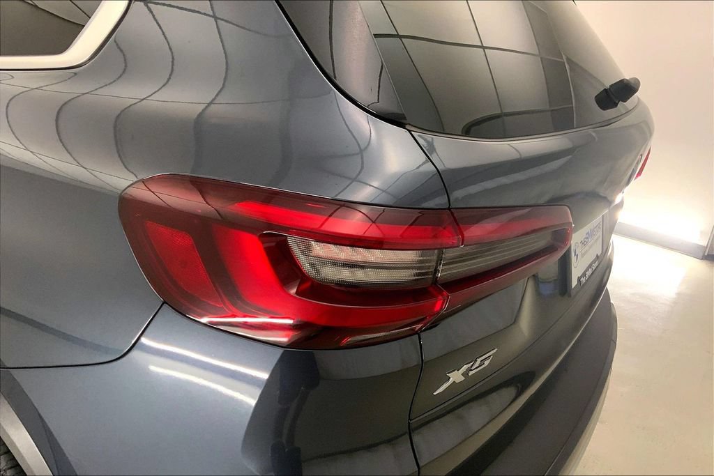 Used 2022 BMW X5 xDrive40i AWD/4WD image 28