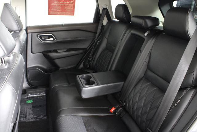 Certified 2021 Nissan Rogue Platinum AWD/4WD image 22