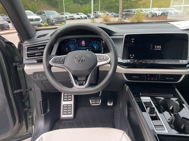 New 2026 Volkswagen Atlas Cross Sport SEL Premium R-Line image 18