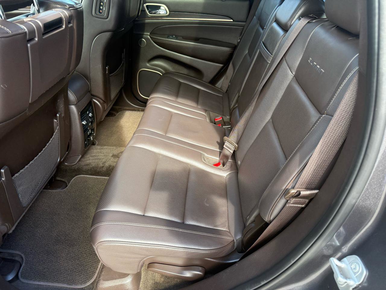 Used 2017 Jeep Grand Cherokee Summit w/ Platinum Series Group image 10