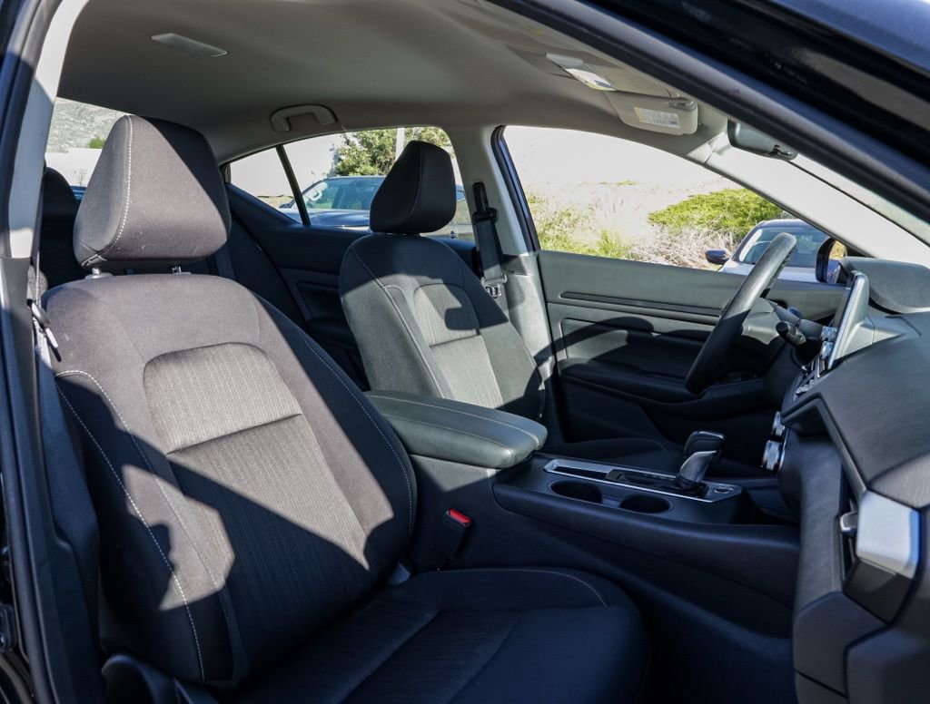 Used 2025 Nissan Altima 2.5 S image 18