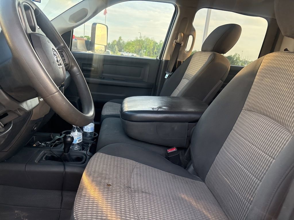 Used 2012 RAM 2500 ST w/ Chrome Appearance Group AWD/4WD image 13