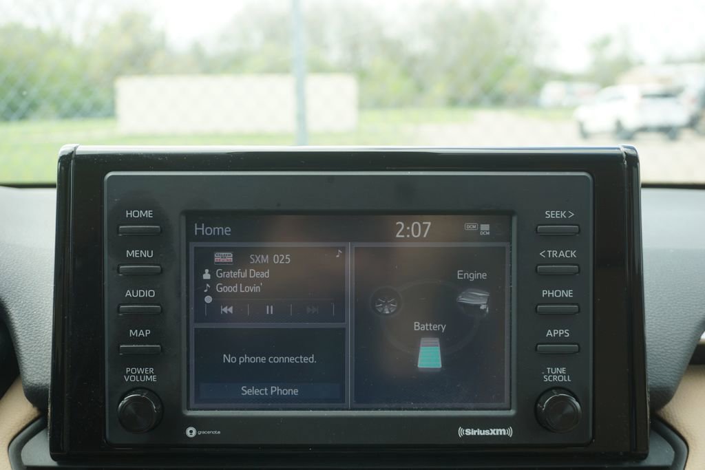 Used 2022 Toyota RAV4 LE AWD/4WD image 9