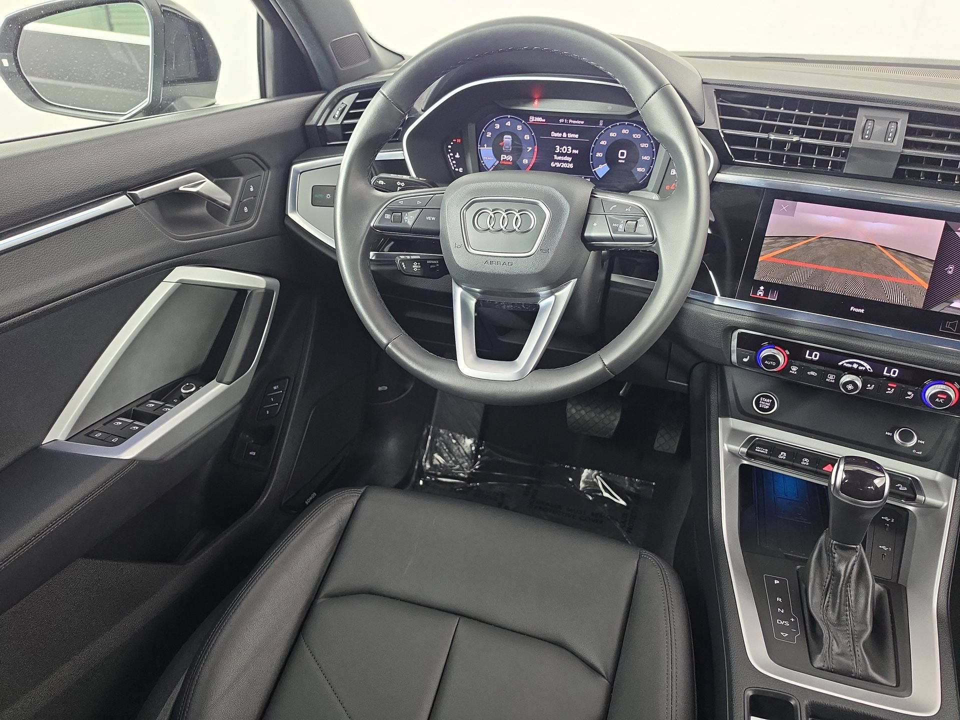 Certified 2025 Audi Q3 2.0T Premium Plus w/ Premium Plus Package AWD/4WD image 37