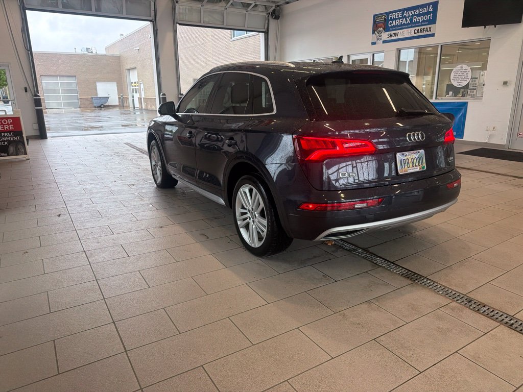 Used 2018 Audi Q5 2.0T Premium Plus w/ Premium Plus Package AWD/4WD image 10