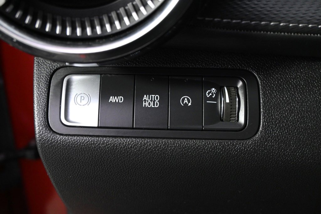 Used 2025 Chevrolet Equinox LT w/ Convenience Package II image 24