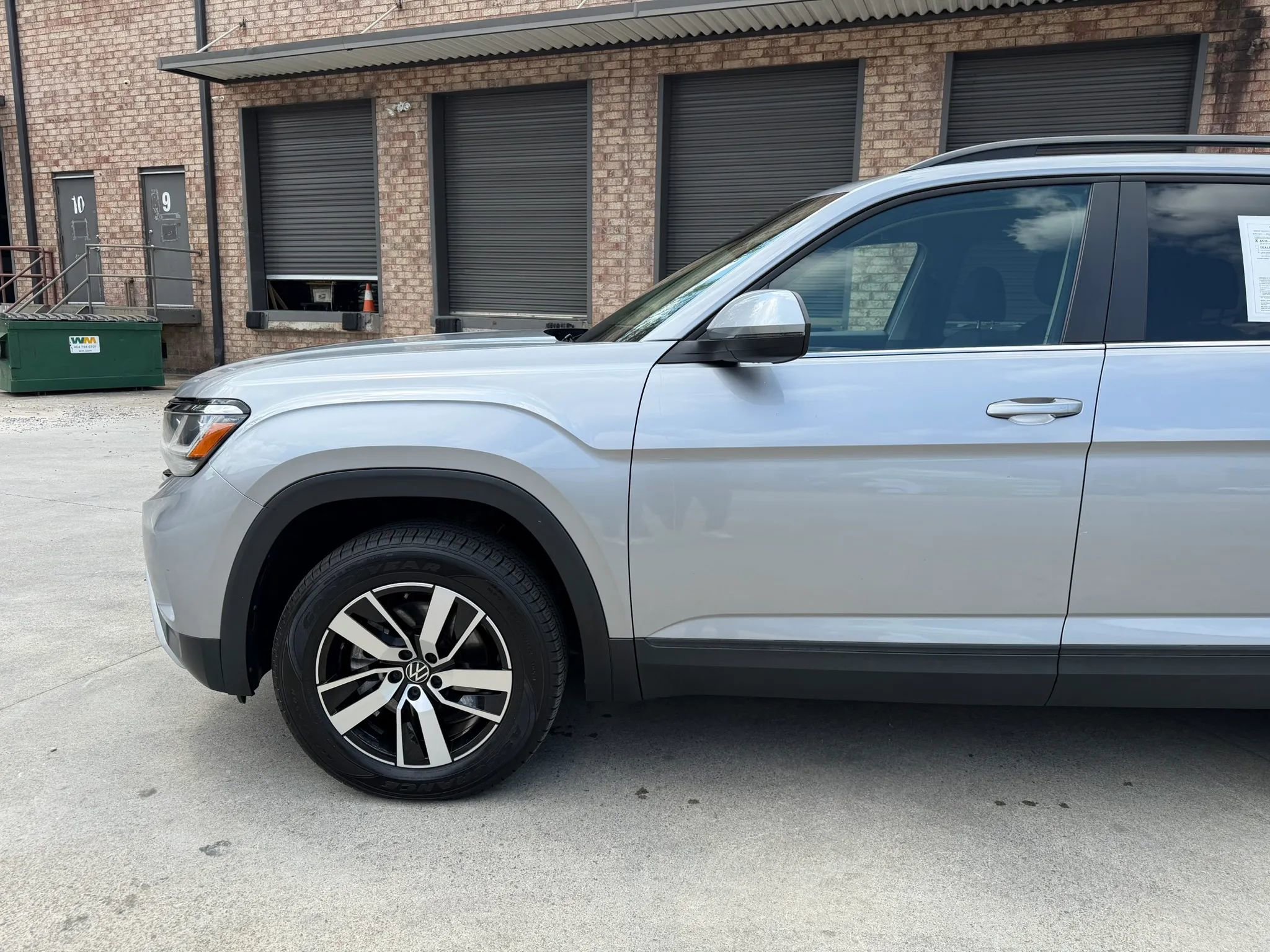 Used 2022 Volkswagen Atlas SE FWD image 4
