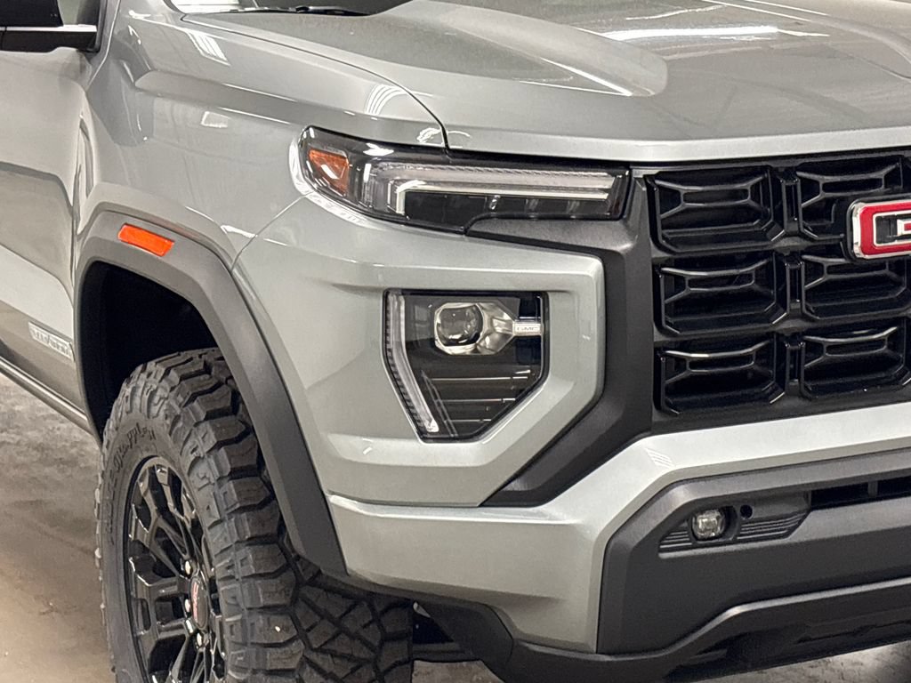 New 2026 GMC Canyon Elevation w/ Convenience Package RWD image 4