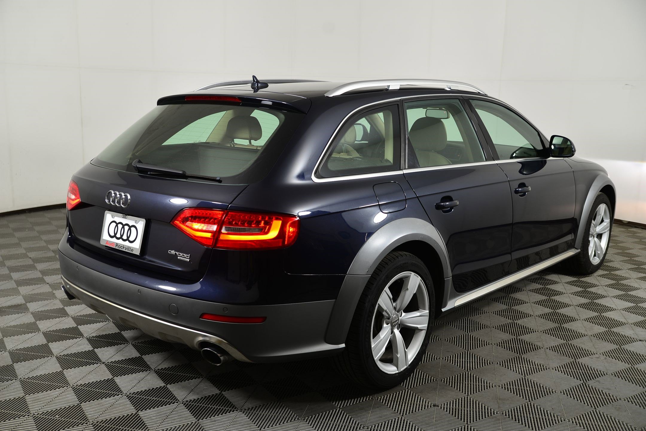 Used 2014 Audi A4 Premium Plus image 9