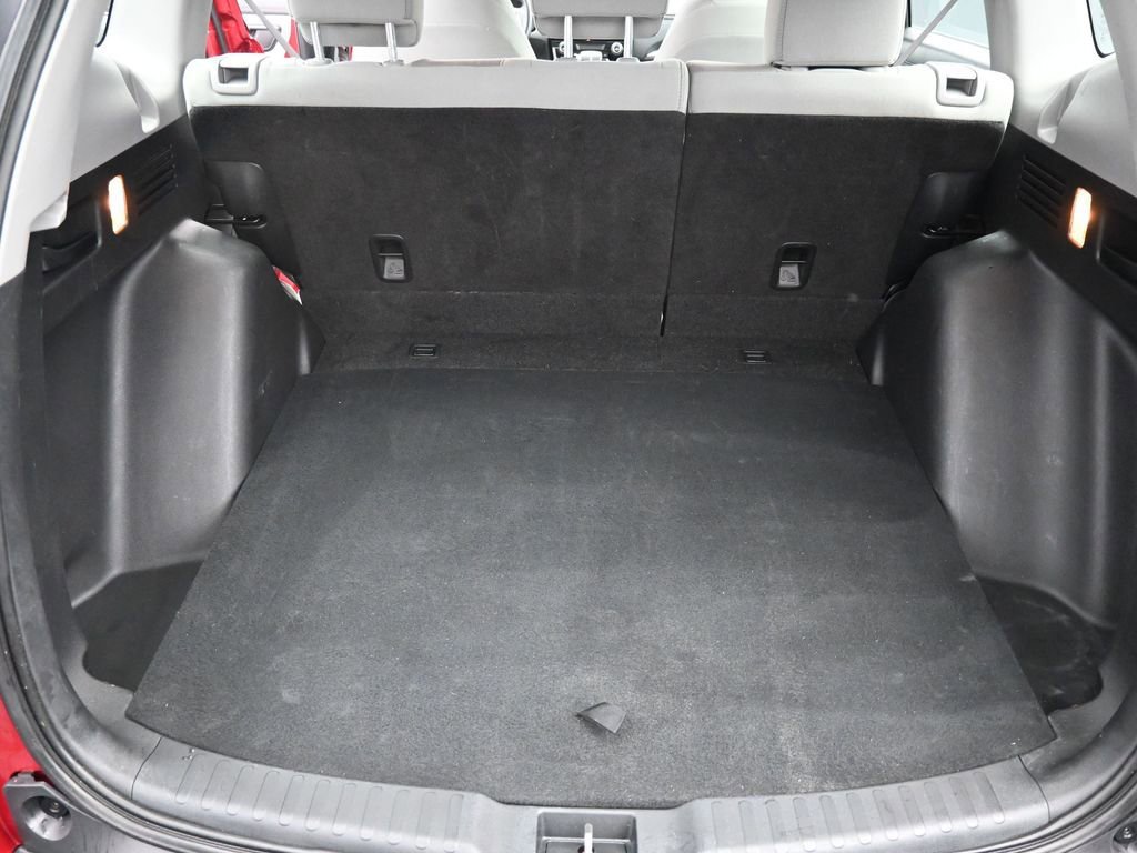 Used 2020 Honda CR-V LX image 14