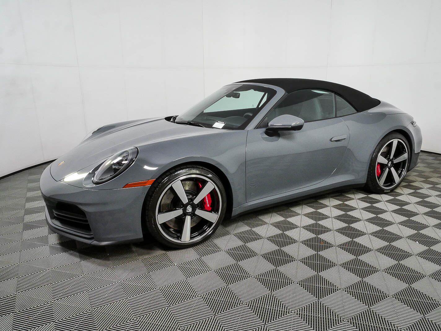 Certified 2026 Porsche 911 Carrera 4S AWD/4WD image 2