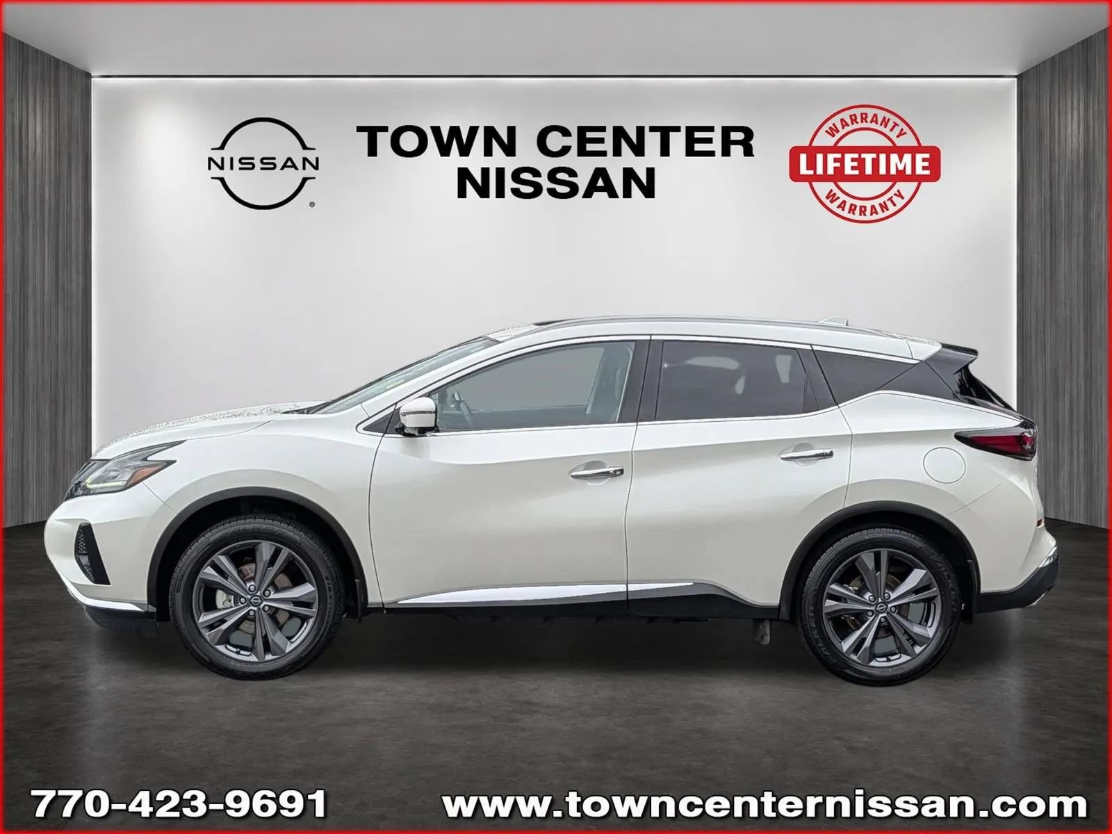 Used 2024 Nissan Murano Platinum w/ Cargo Package FWD image 4