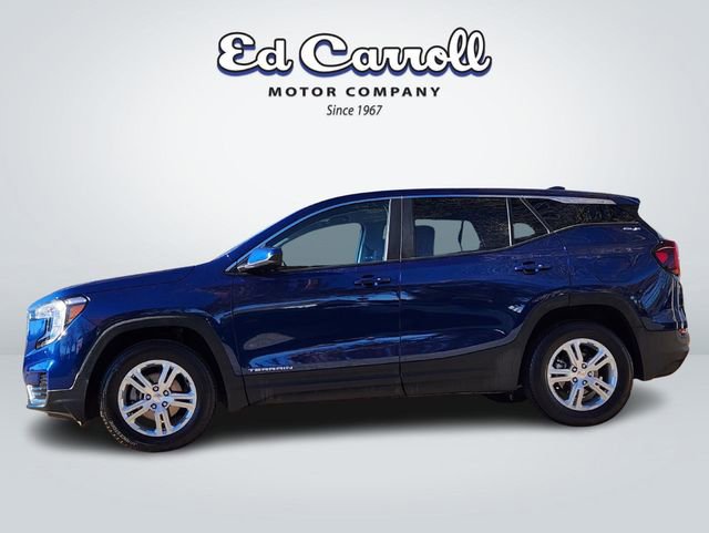 Used 2022 GMC Terrain SLE image 4