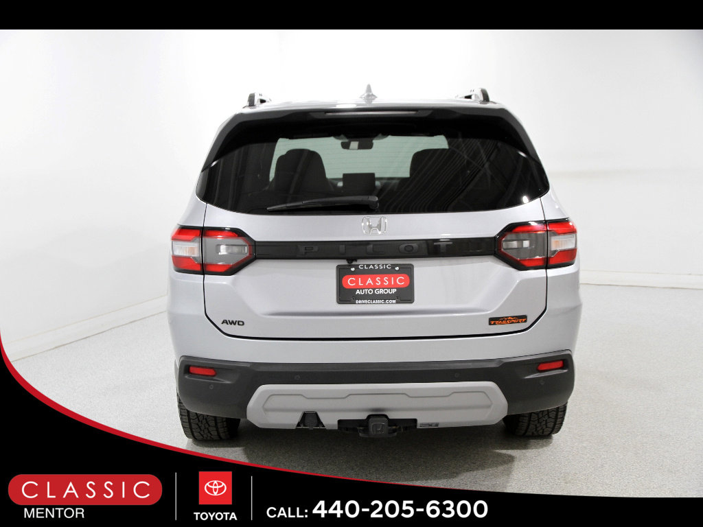 Used 2025 Honda Pilot TrailSport image 20